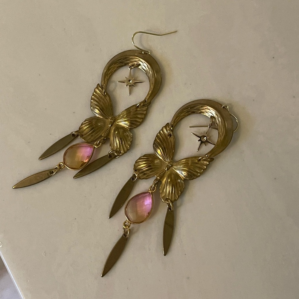 Stunning earrings